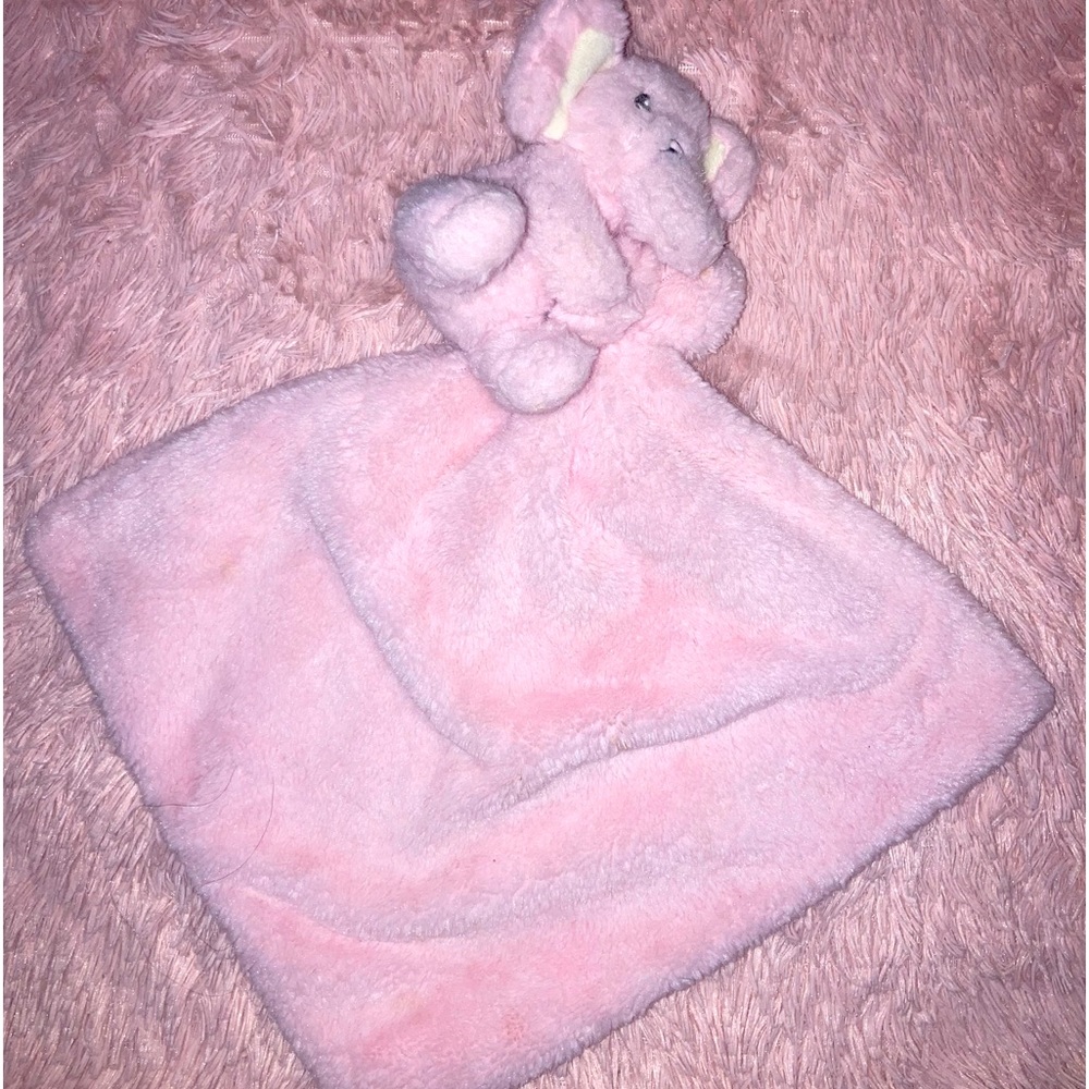 SOLD: ⭐️3/$10: Elephant Plush Blankie!!